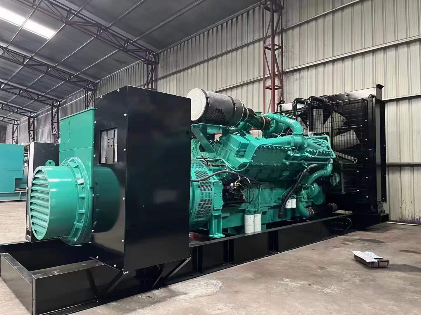 元谋如何降低 800kW 柴油发电机输出电流的波动？
